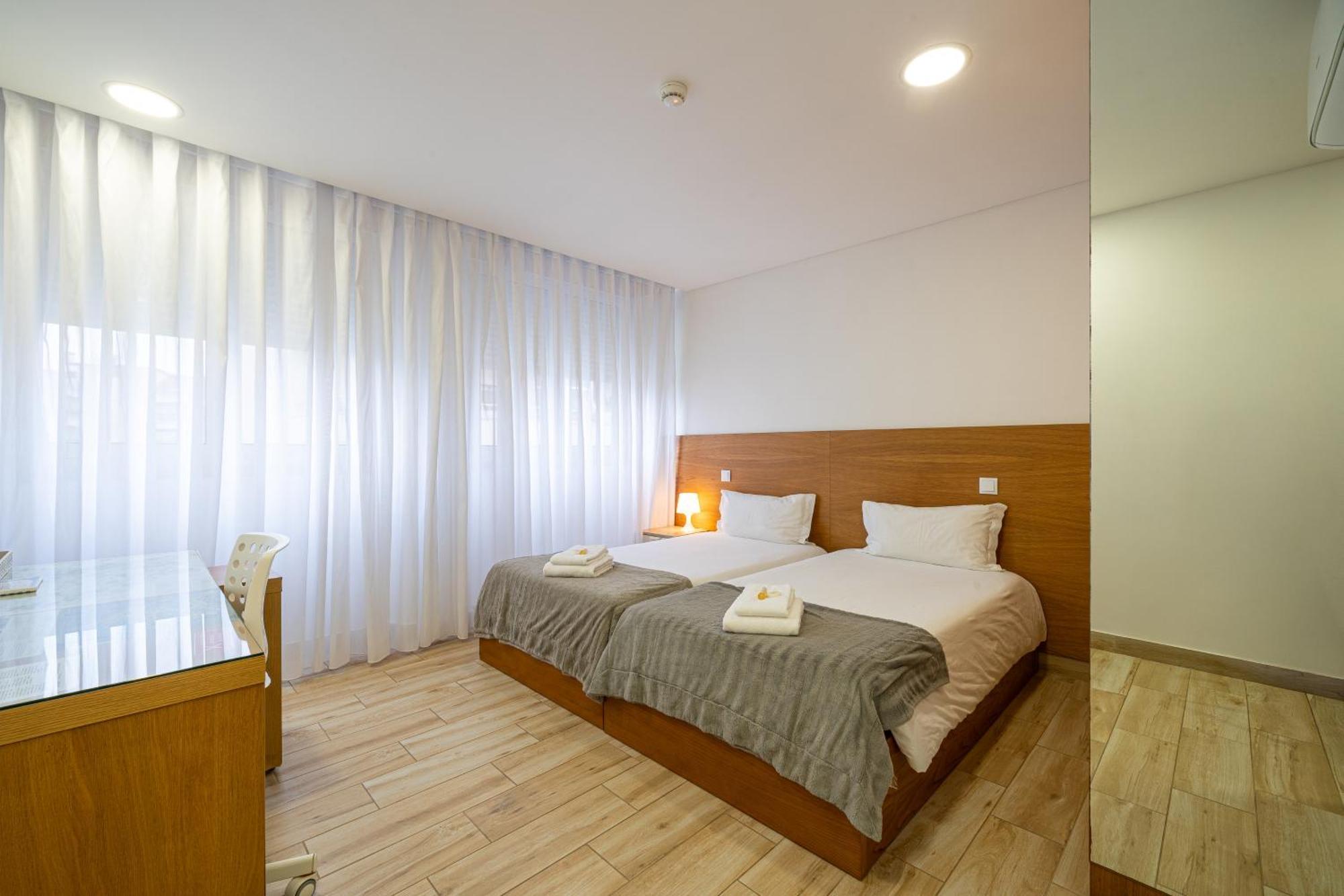 Central Suites Сан-Жуан-да-Мадейра Экстерьер фото