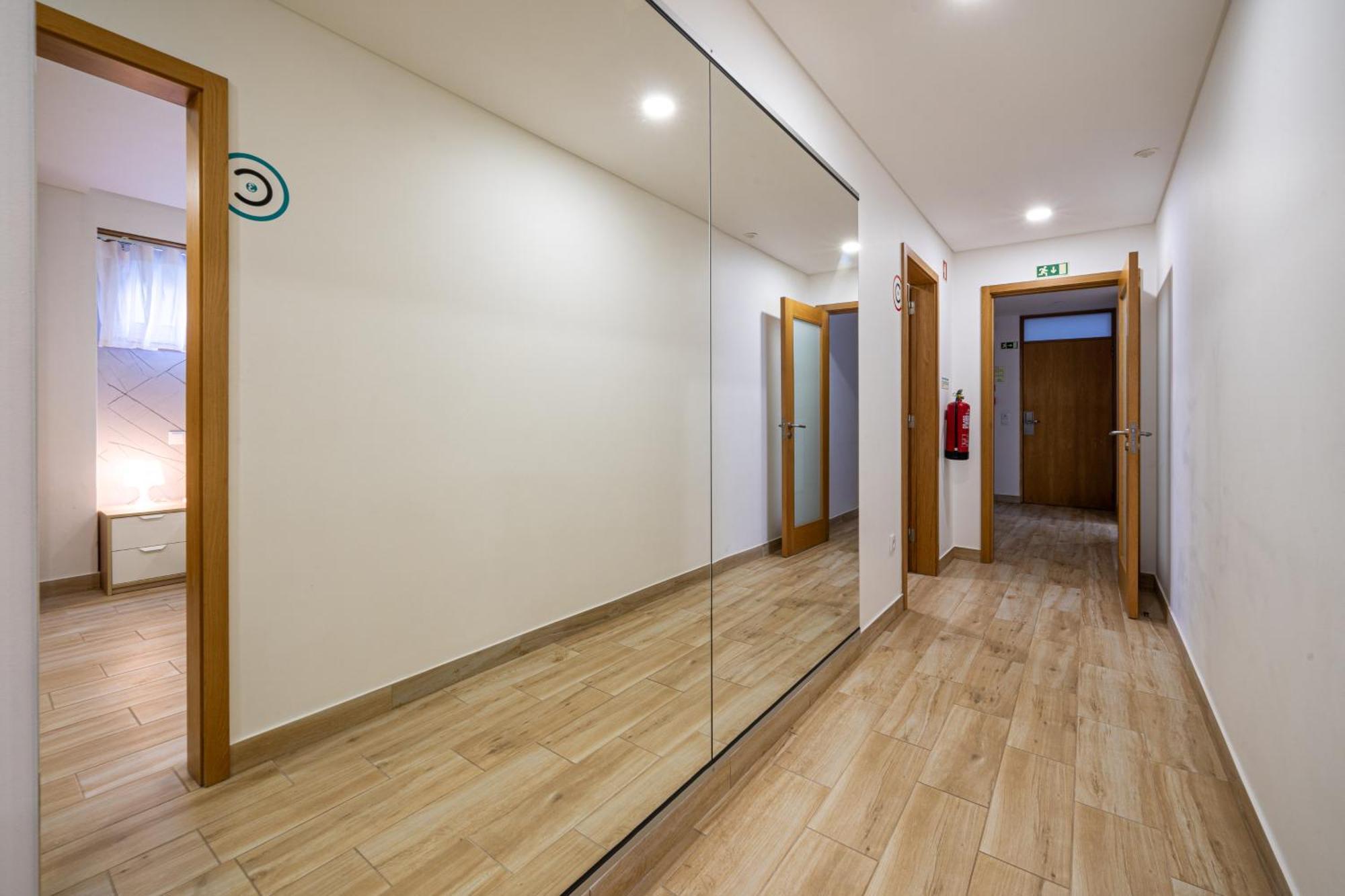 Central Suites Сан-Жуан-да-Мадейра Экстерьер фото