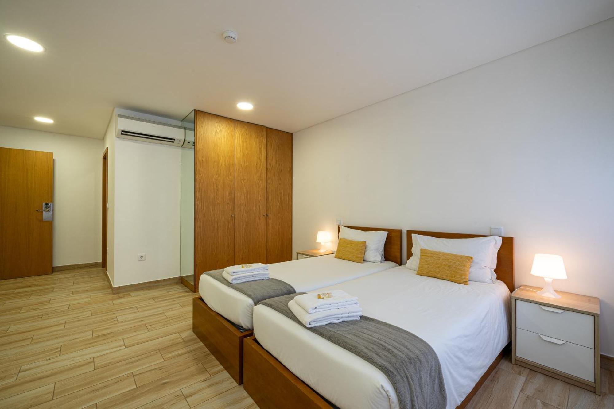 Central Suites Сан-Жуан-да-Мадейра Экстерьер фото